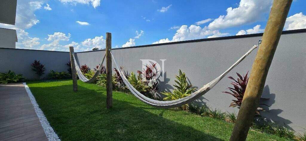 Casa em condomínio à venda no Condomínio Villas do Golfe: 