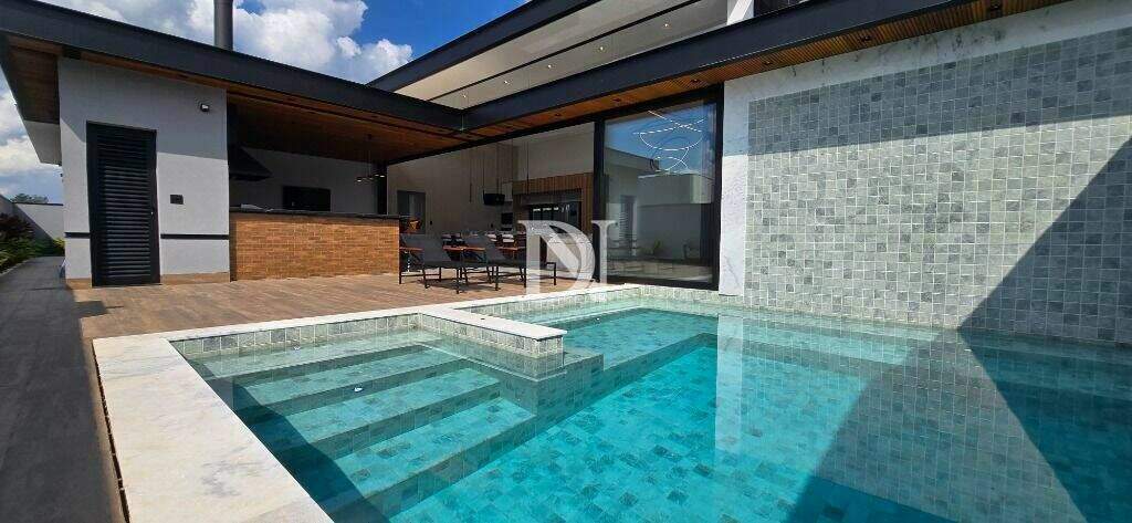 Casa em condomínio à venda no Condomínio Villas do Golfe: 