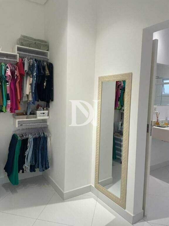 Casa em condomínio à venda no Portal dos Bandeirantes: 