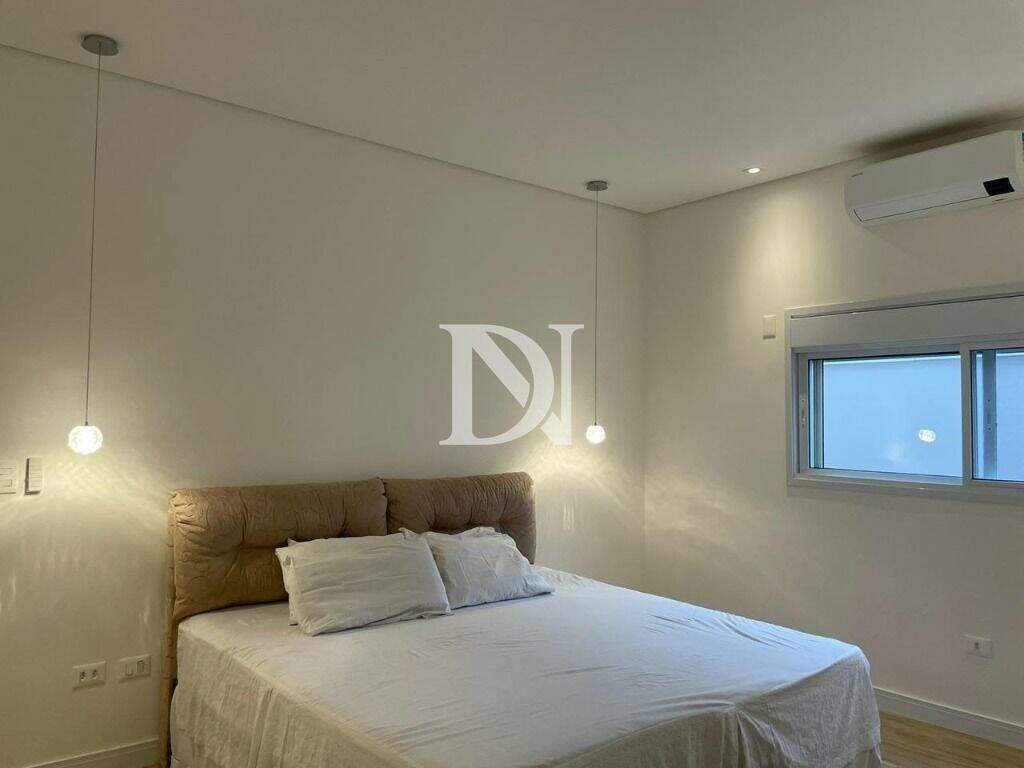 Casa em condomínio à venda no Portal dos Bandeirantes: 