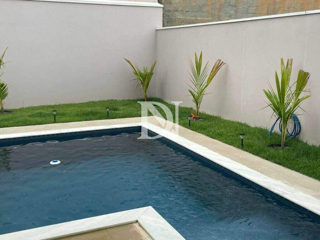 Casa em condomínio à venda no Portal dos Bandeirantes: 