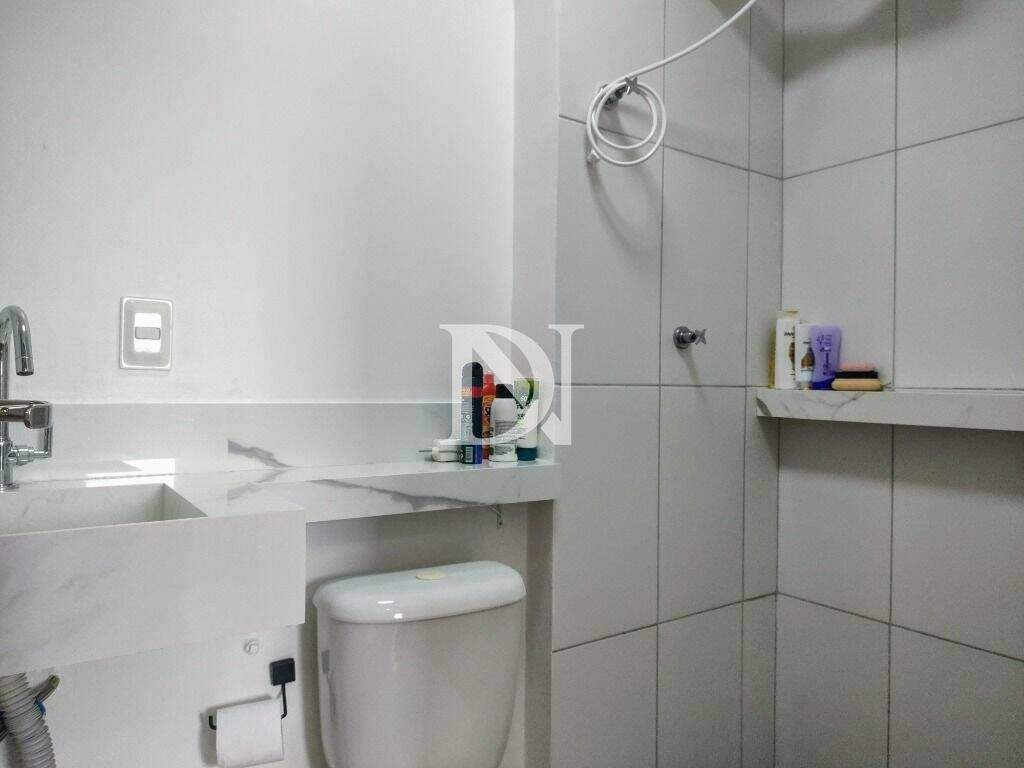 Apartamento à venda no Jardim das Nações: 