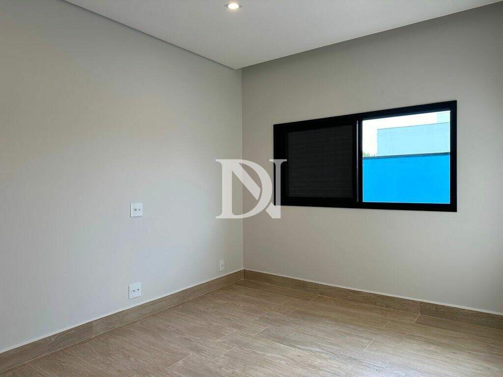 Casa em condomínio à venda no Jardim Buru: 