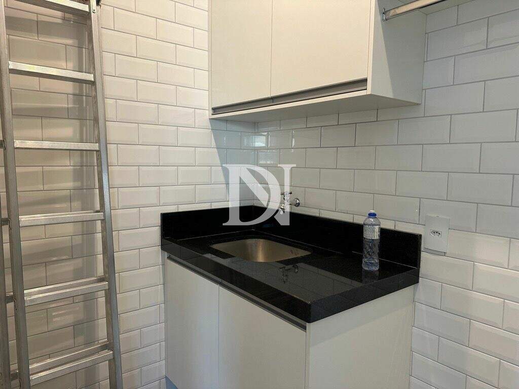 Casa em condomínio à venda no Jardim Buru: 
