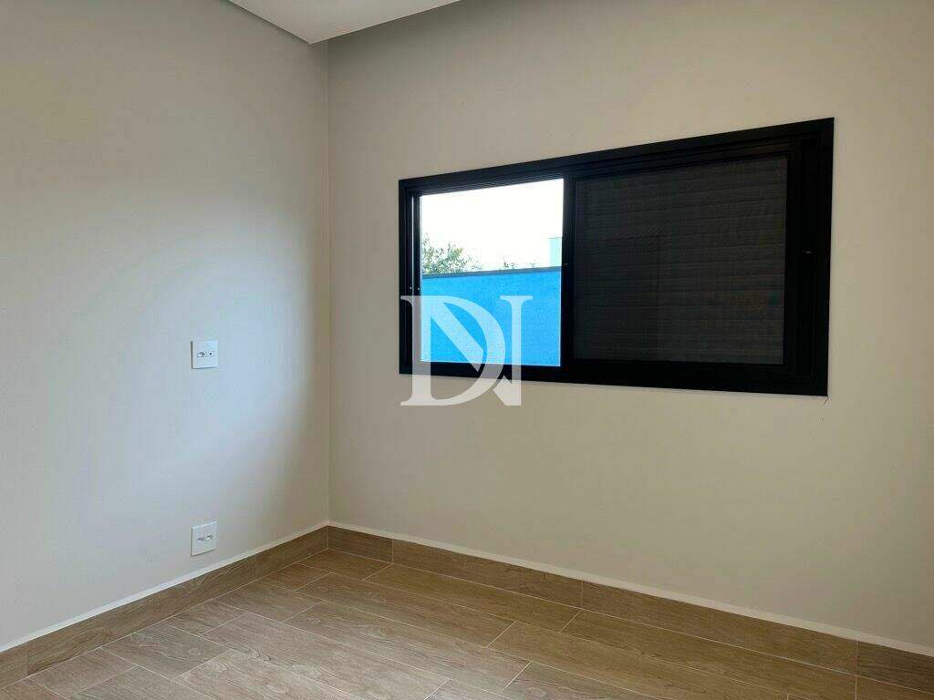 Casa em condomínio à venda no Jardim Buru: 
