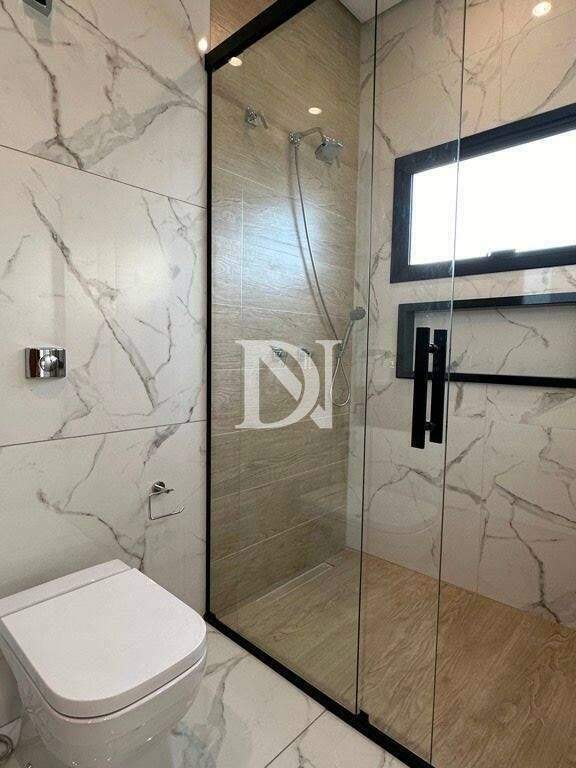 Casa em condomínio à venda no Jardim Buru: 