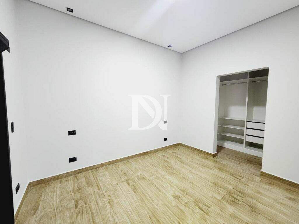 Casa em condomínio à venda no Jardim Buru: 