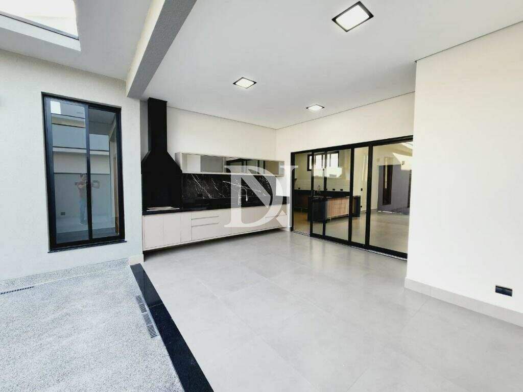 Casa em condomínio à venda no Jardim Buru: 