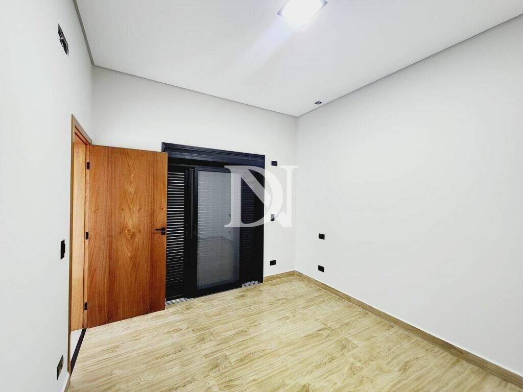 Casa em condomínio à venda no Jardim Buru: 