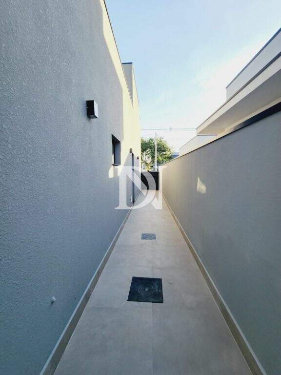 Casa em condomínio à venda no Jardim Buru: 