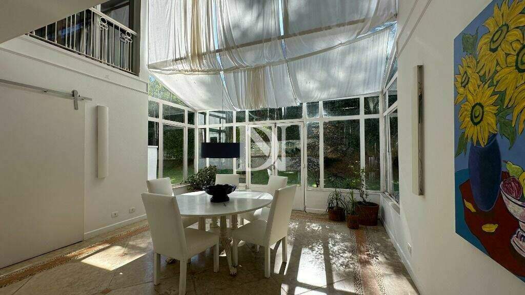 Casa em condomínio à venda no Residencial São José: 