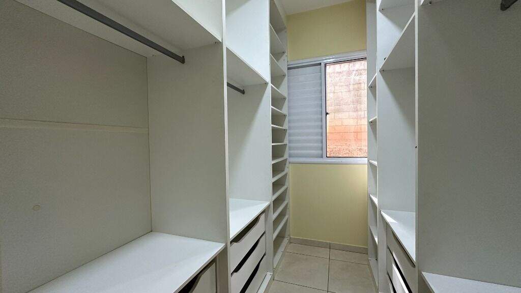 Apartamento à venda no Jardim das Rosas: 