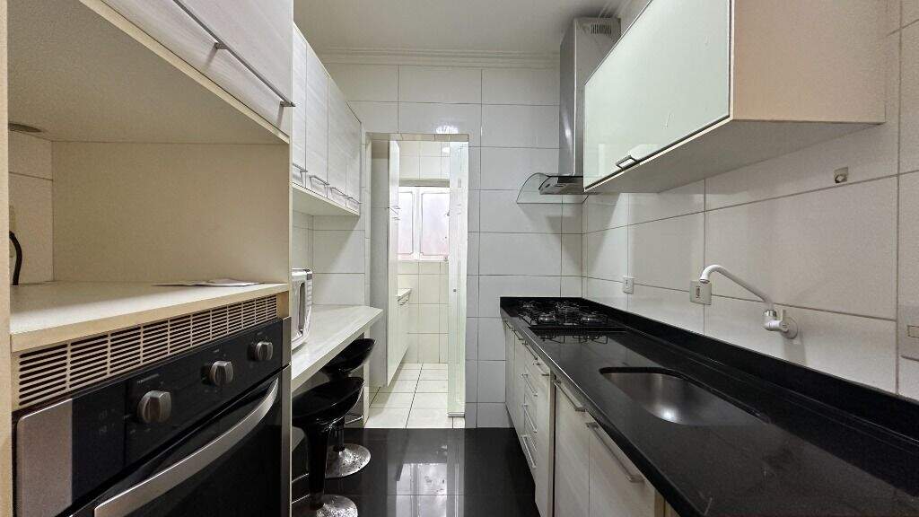 Apartamento à venda no Jardim das Rosas: 