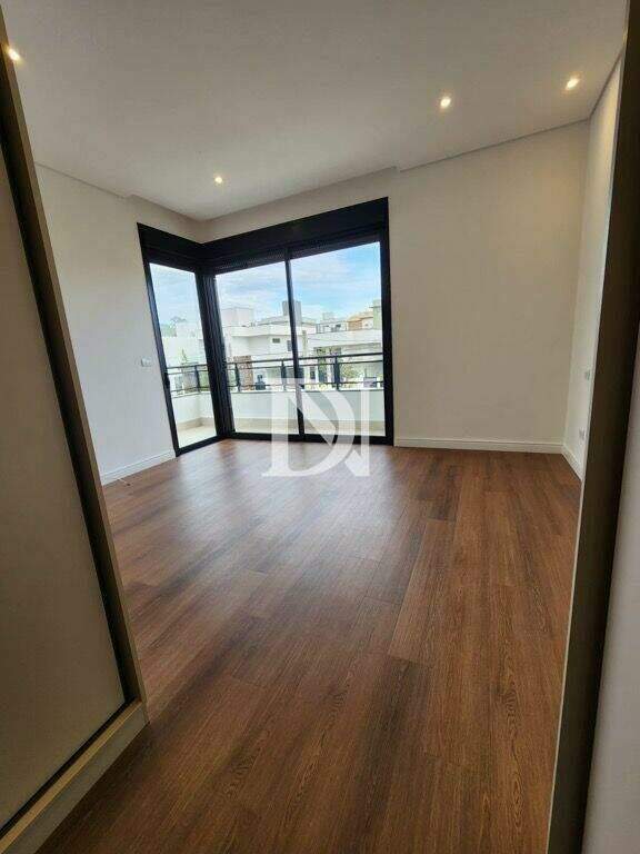 Casa em condomínio à venda no Condomínio Central Parque: 
