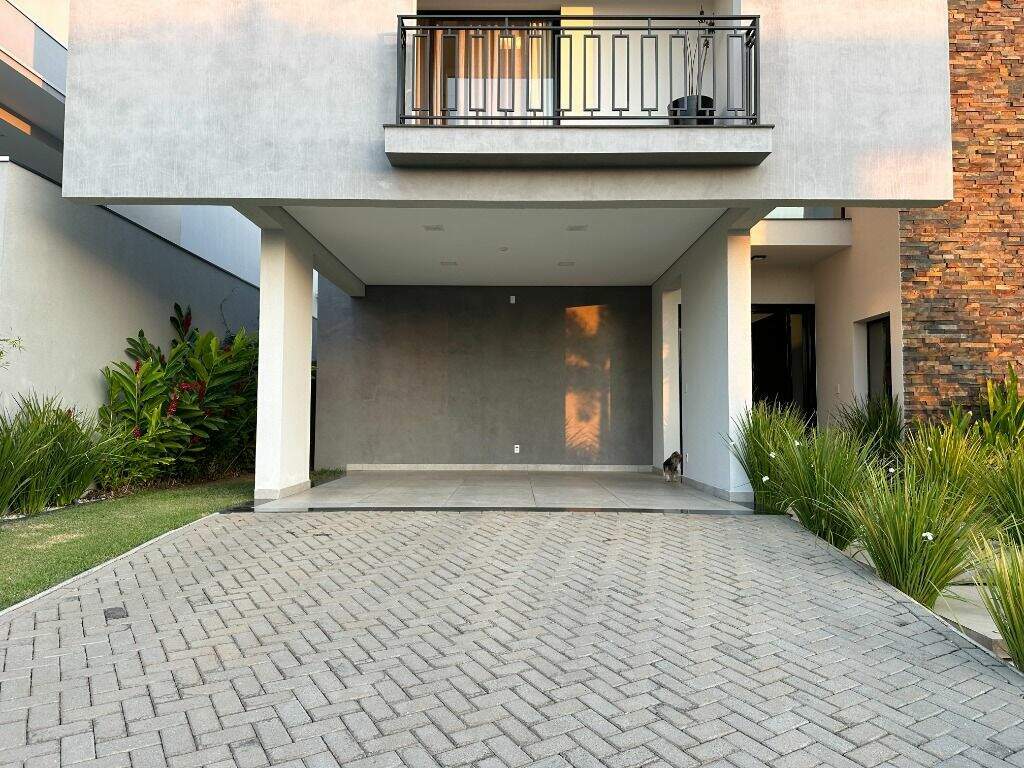 Casa em condomínio à venda no Jardim Buru: 
