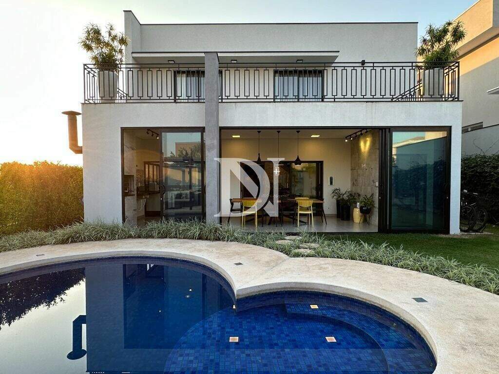 Casa em condomínio à venda no Jardim Buru: 