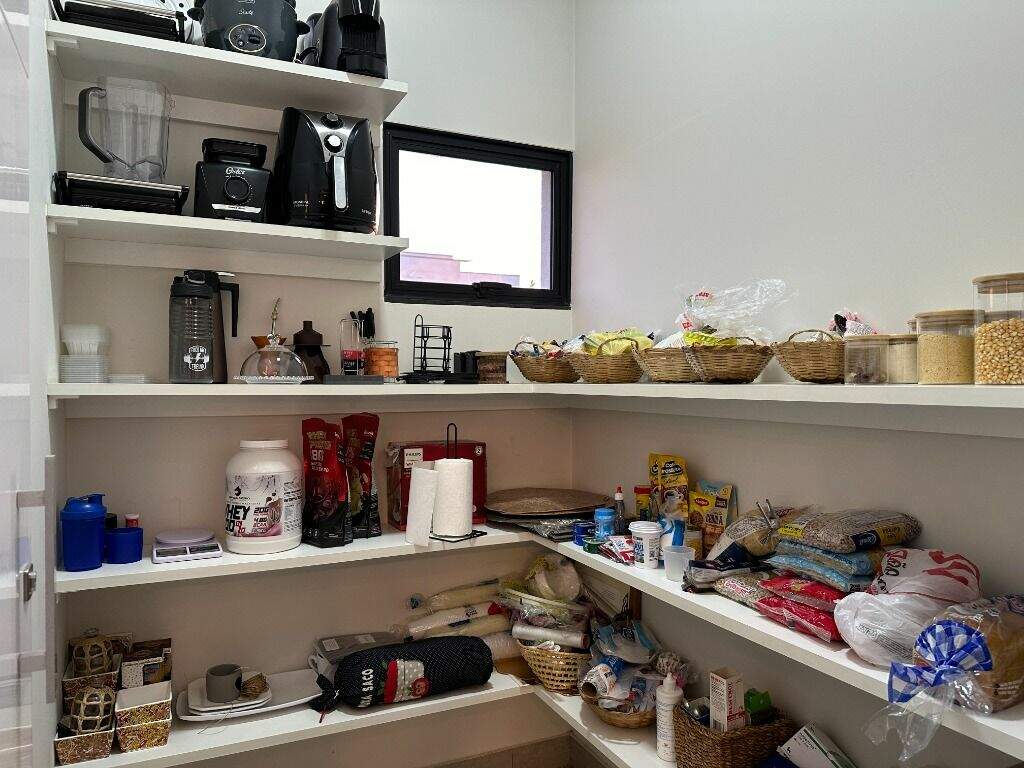 Casa em condomínio à venda no Jardim Buru: 