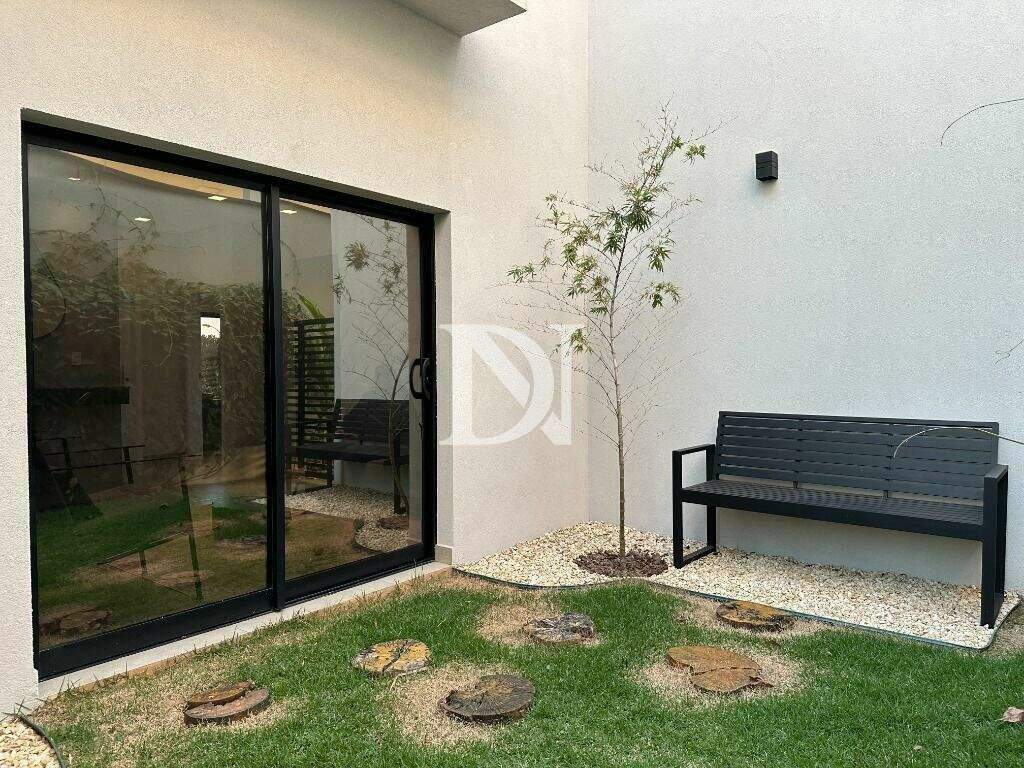 Casa em condomínio à venda no Jardim Buru: 