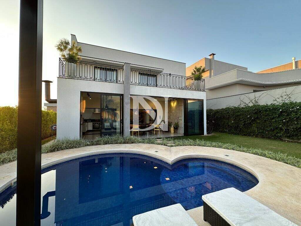 Casa em condomínio à venda no Jardim Buru: 