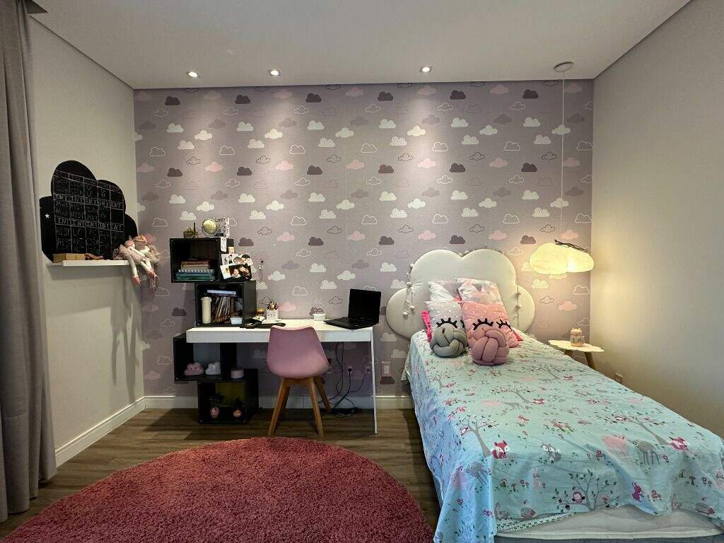 Casa em condomínio à venda no Jardim Buru: 