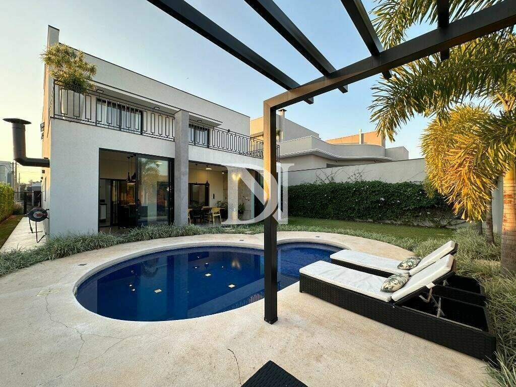 Casa em condomínio à venda no Jardim Buru: 
