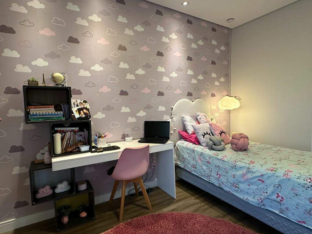 Casa em condomínio à venda no Jardim Buru: 