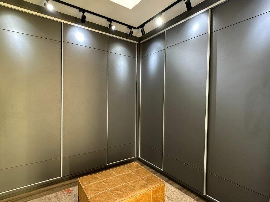 Casa em condomínio à venda no Jardim Buru: 