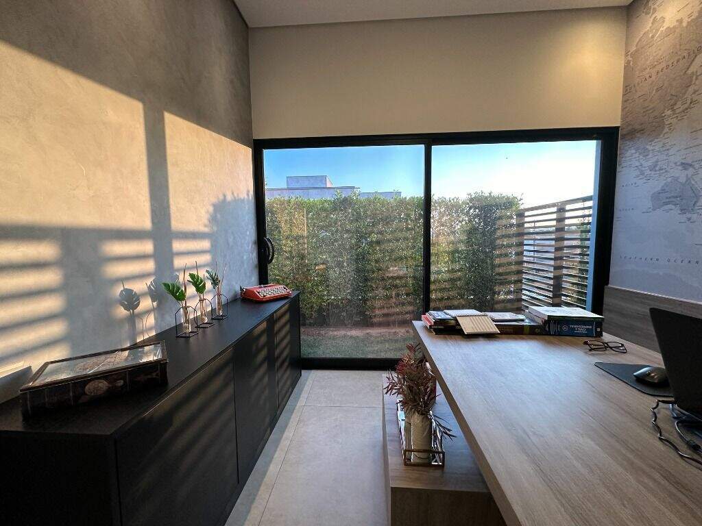 Casa em condomínio à venda no Jardim Buru: 