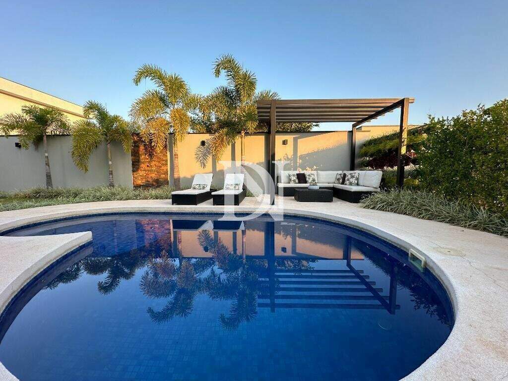 Casa em condomínio à venda no Jardim Buru: 