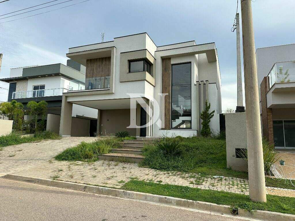 Casa em condomínio à venda no Portal dos Bandeirantes: 