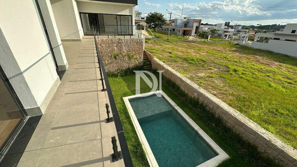 Casa em condomínio à venda no Jardim Buru: 