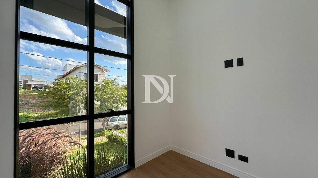 Casa em condomínio à venda no Jardim Buru: 