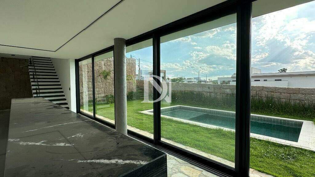 Casa em condomínio à venda no Jardim Buru: 