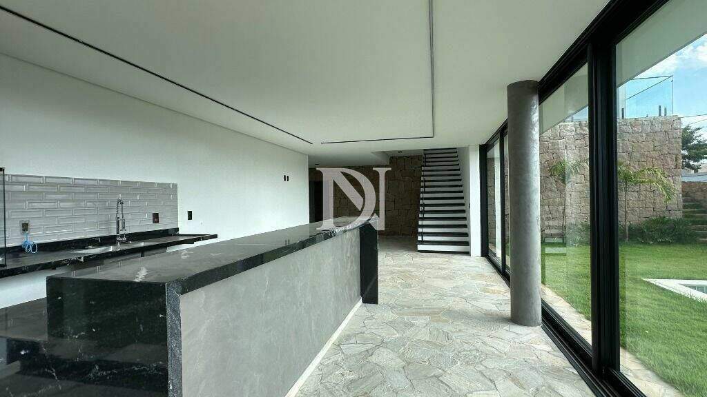 Casa em condomínio à venda no Jardim Buru: 