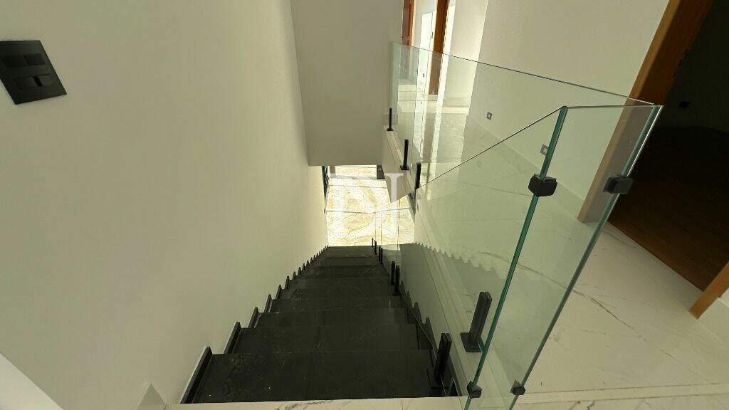 Casa em condomínio à venda no Jardim Buru: 