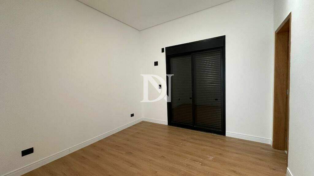 Casa em condomínio à venda no Jardim Buru: 