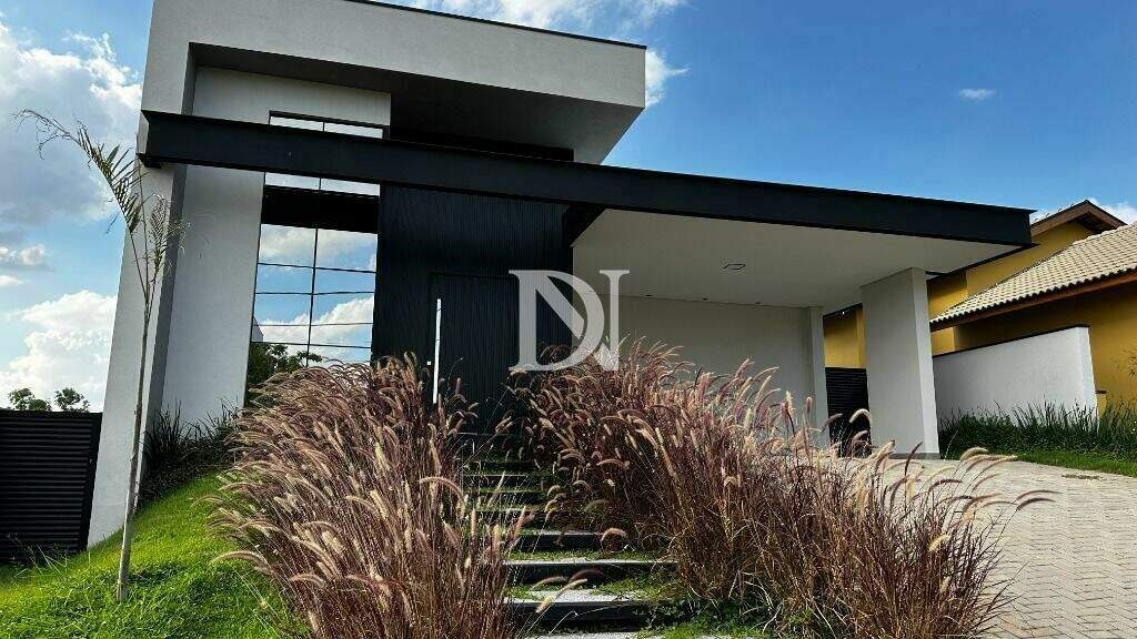 Casa em condomínio à venda no Jardim Buru: 