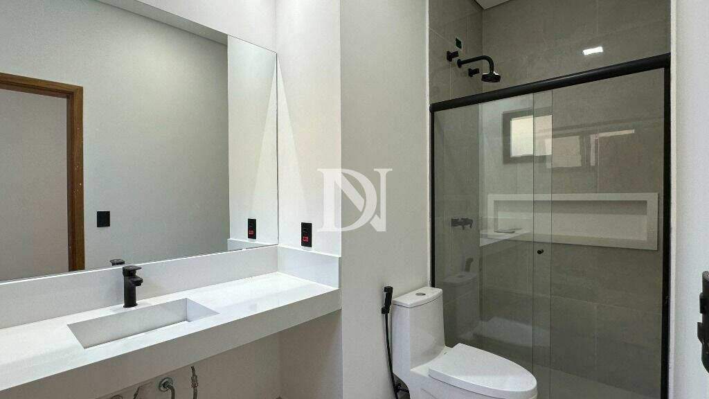 Casa em condomínio à venda no Jardim Buru: 