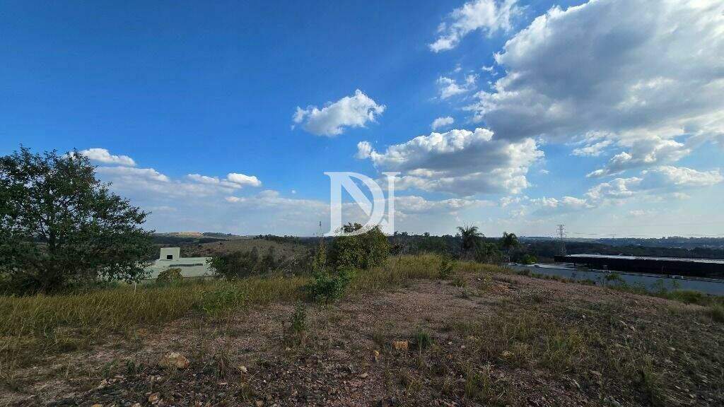 Terreno em condomínio à venda no Condomínio Campos de Santo Antônio II: 