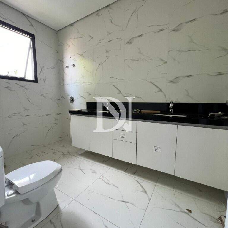 Casa em condomínio à venda no Condomínio Santa Mônica: 
