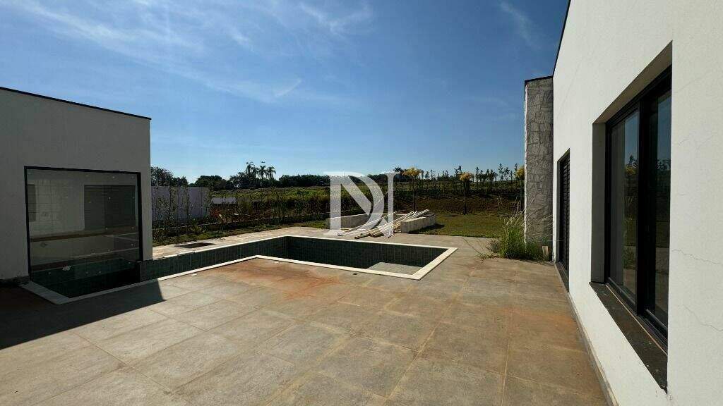 Casa em condomínio à venda no Colina da Castelo: 