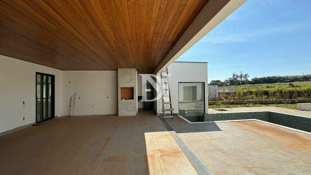 Casa em condomínio à venda no Colina da Castelo: 