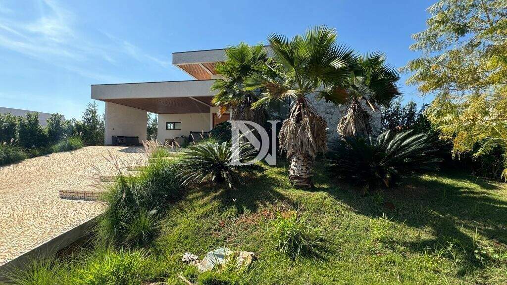 Casa em condomínio à venda no Colina da Castelo: 