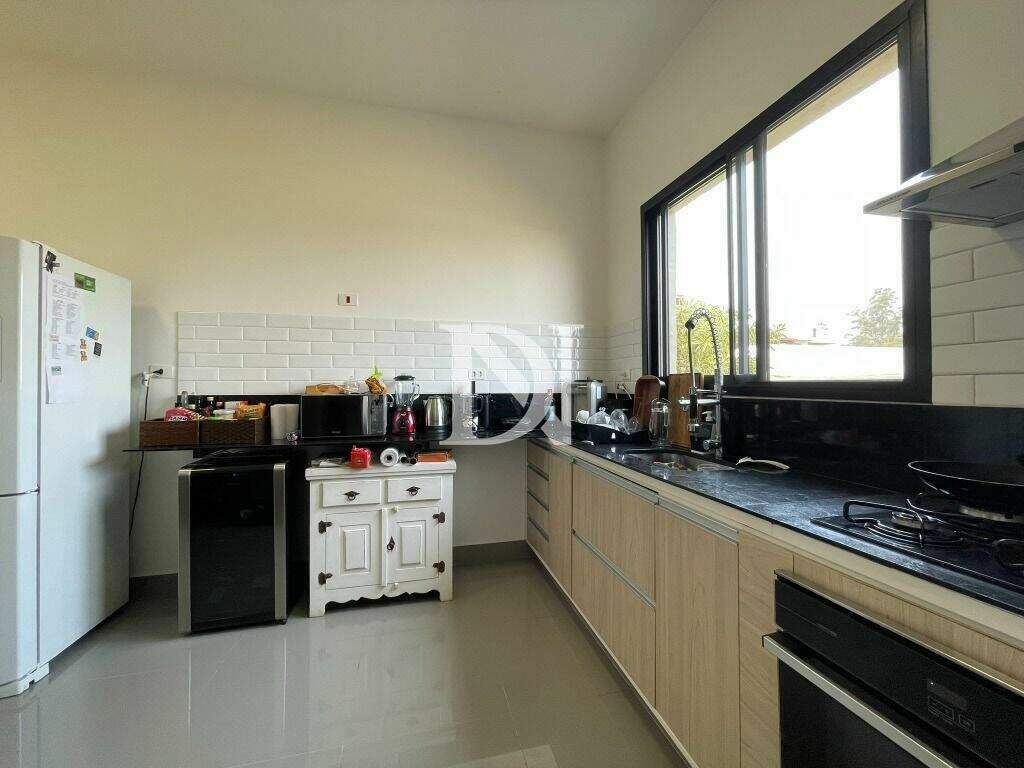 Casa em condomínio à venda no Condomínio Villas do Golfe: 