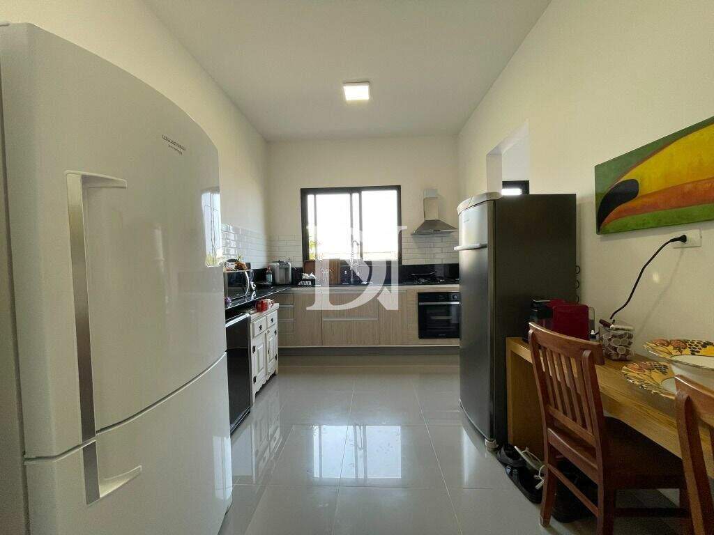 Casa em condomínio à venda no Condomínio Villas do Golfe: 