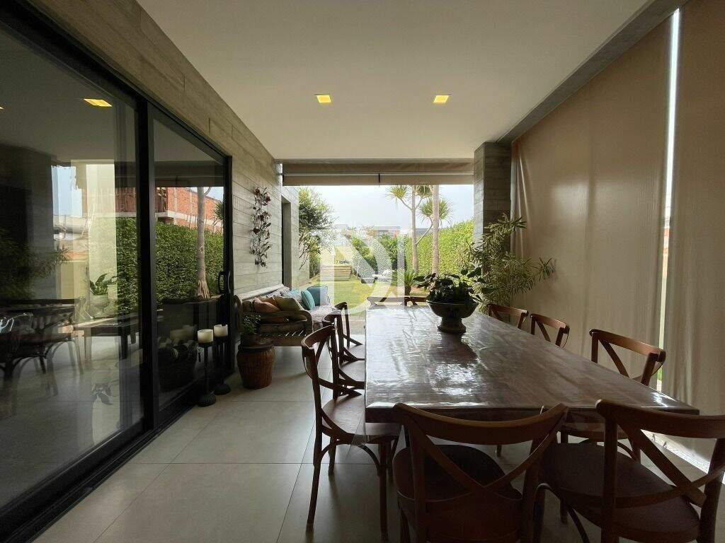 Casa em condomínio à venda no Condomínio Villas do Golfe: 