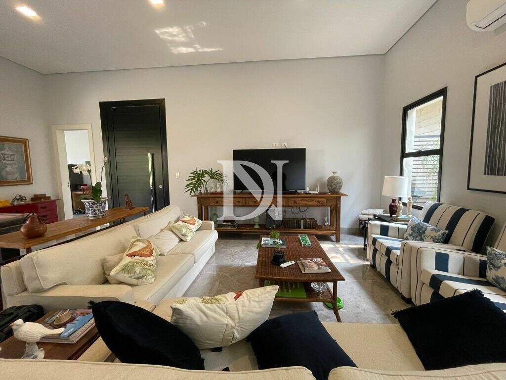 Casa em condomínio à venda no Condomínio Villas do Golfe: 