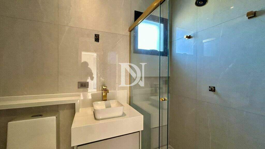 Casa em condomínio à venda no Condomínio Residencial Una: 