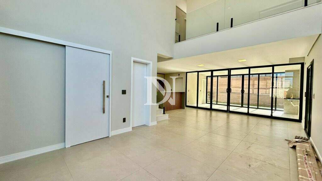 Casa em condomínio à venda no Condomínio Residencial Una: 