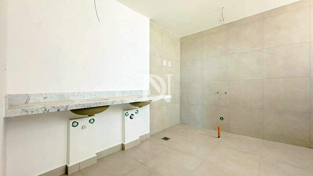 Apartamento à venda no Parque Campolim: 